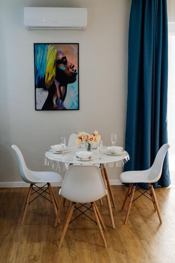 Shanti, Best Apts Uralsk Luaran gambar